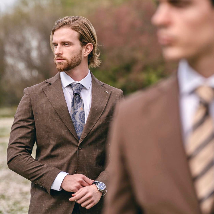 Herren-Sakko handgefertigt in Italien, braun und elegant