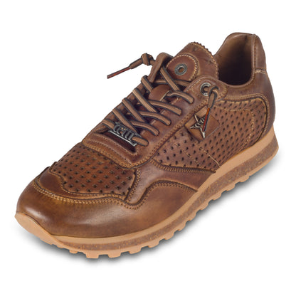 CETTI Herren Leder Sneaker, Modell „C848“ in braun (used tin testa). Perforiertes Leder. Made in Spain. Schräge Ansicht linker Schuh.