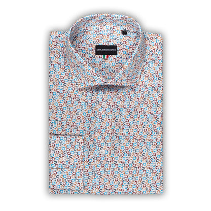 Italienisches Designer Langarm Herren-Hemd von KARL MOMMOO in weiß / bunt gemustert. Aus Baumwolle mit Elasthan in der Modern Fit Passform. Gefertigt in Italien. Ansicht gefaltetes Hemd.