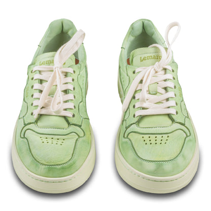 Lemargo Herren Leder Sneaker grün, Modell HB01A Cervo Salvia, Hirschleder, Paarweise Ansicht von vorne