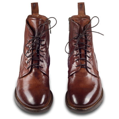 Lemargo Herren Schnürboots / Stiefelette cognac braun, Modell FM05A, aus Kalbsleder. Durchgenäht. Paarweise Ansicht von vorne.