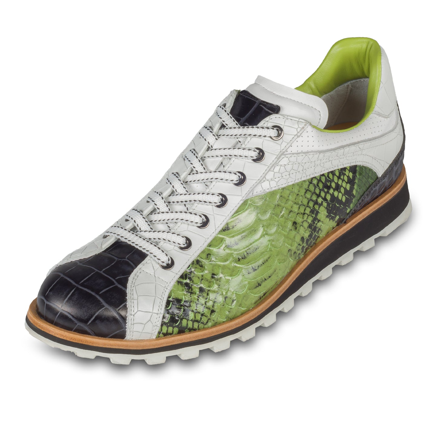 LORENZI Italienische Herren Leder-Sneaker in grün, schwarz und weiß mit Schlangen-Prägung. Handgefertigt. Schräge Ansicht linker Schuh