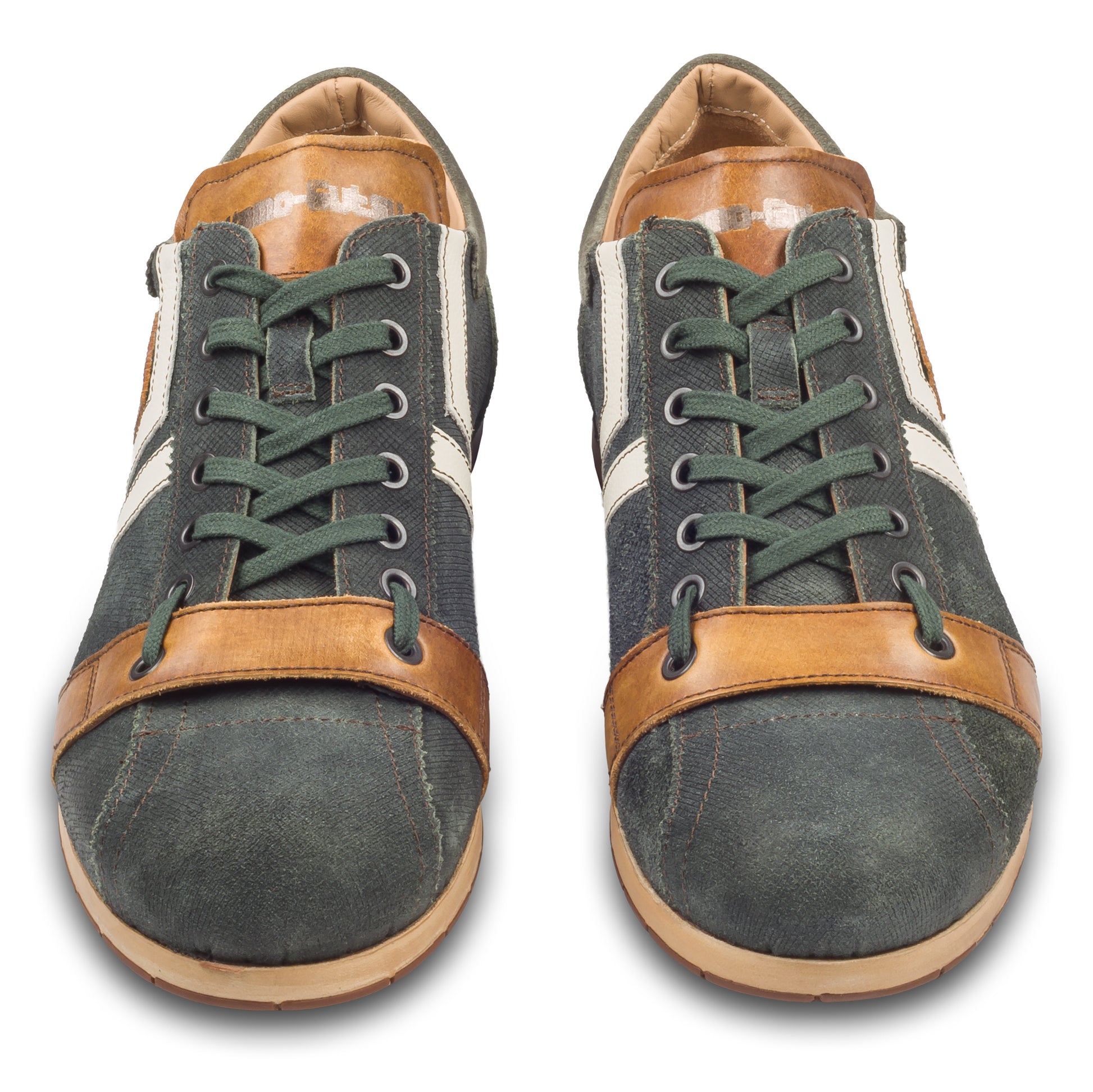 Kamo-Gutsu Sneaker Herren in grün mit braun und weiß (TIFO-030 cancun green). Aus Kalbsleder / Wildleder stonewashed. Handgefertigt Made in Italy. Paarweise Ansicht von vorne.