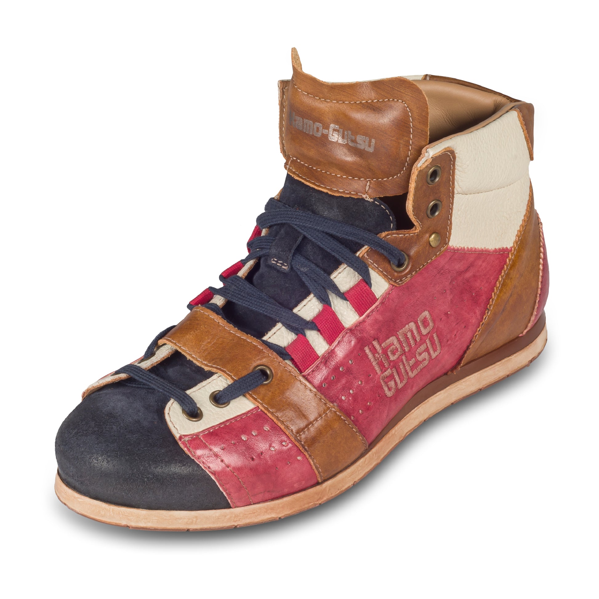 Kamo-Gutsu Sneaker-Stiefel Herren in rot mit blau und braun (TIFO-105 blu rubino). Aus Kalbsleder stonewashed. Handgefertigt Made in Italy. Schräge Ansicht linker Schuh.