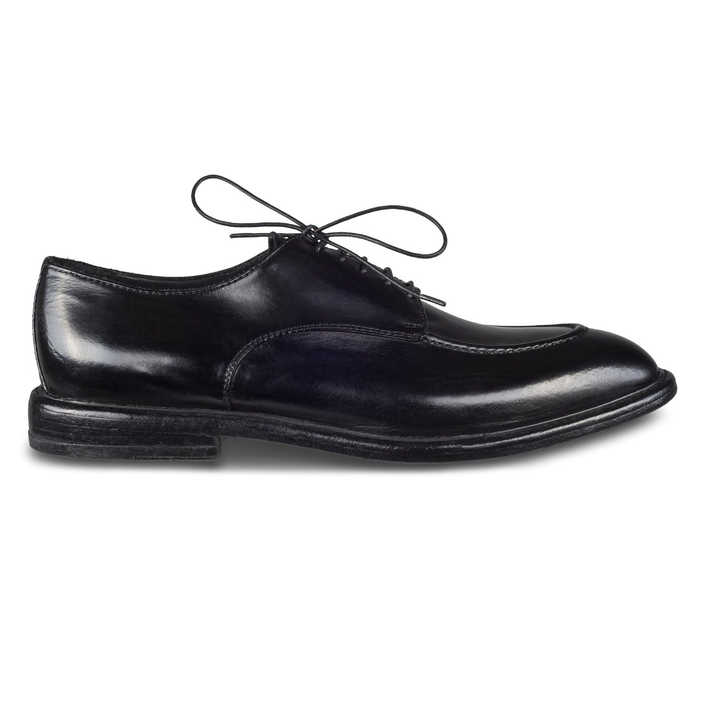 Lemargo Herren Schnür-Halbschuhe, schwarz, Kalbsleder im Vintage-Look. Handgefertigt und Durchgenäht. Ansicht Außenseite rechter Schuh