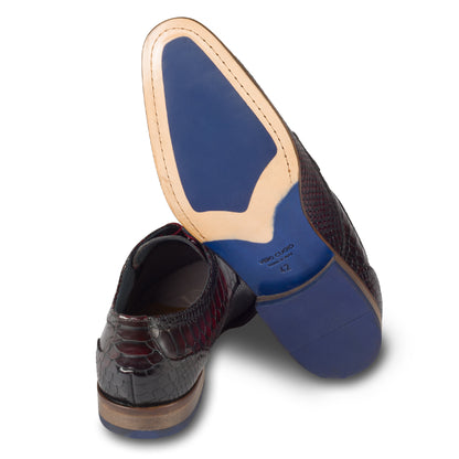 Lorenzi Extravaganter Herren Derby Schnürschuh aus rot/schwarzem Kalbsleder in Kroko-Optik. Handgefertigt und Durchgenäht. Ansicht Sohle und Ferse