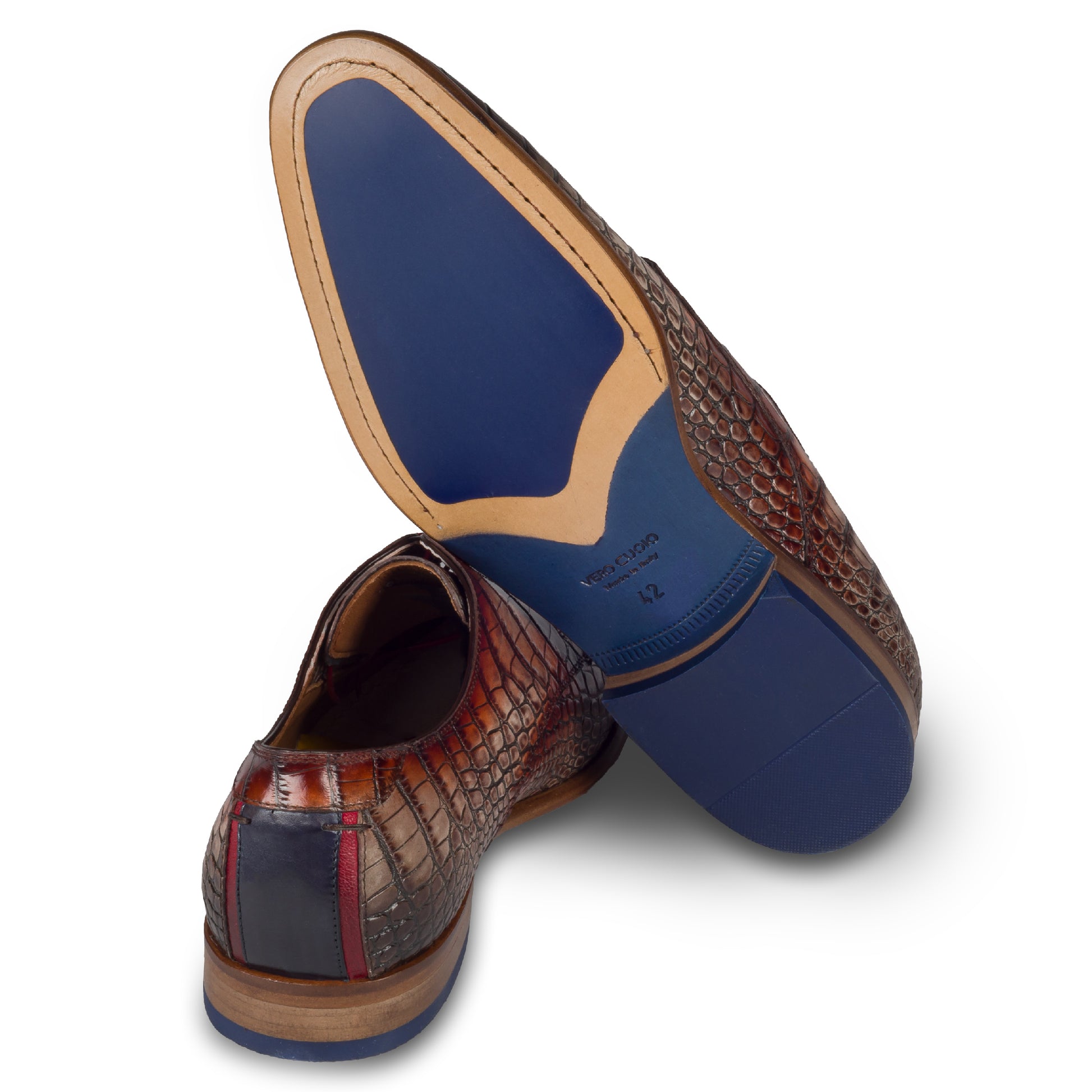 Lorenzi - Extravaganter Herren Derby Schnürschuh aus Kalbsleder in Reptil-Optik braun/rot. Handgefertigt und Durchgenäht. Ansicht der Ferse und Sohlenunterseite.