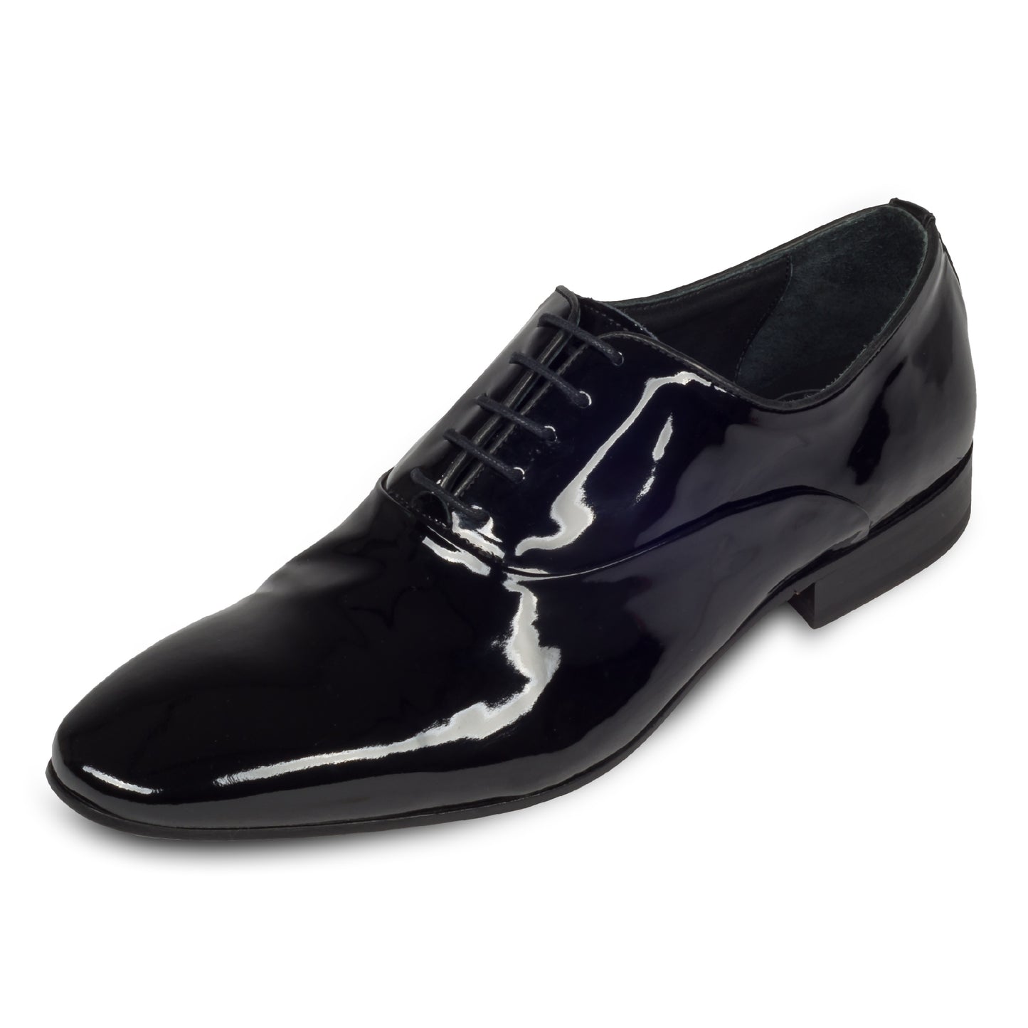 Pawelks - Italienische Herren Anzugschuhe, Lackschuhe Oxford in schwarz. Aus Kalbsleder handgefertigt. Schräge Ansicht linker Schuh.