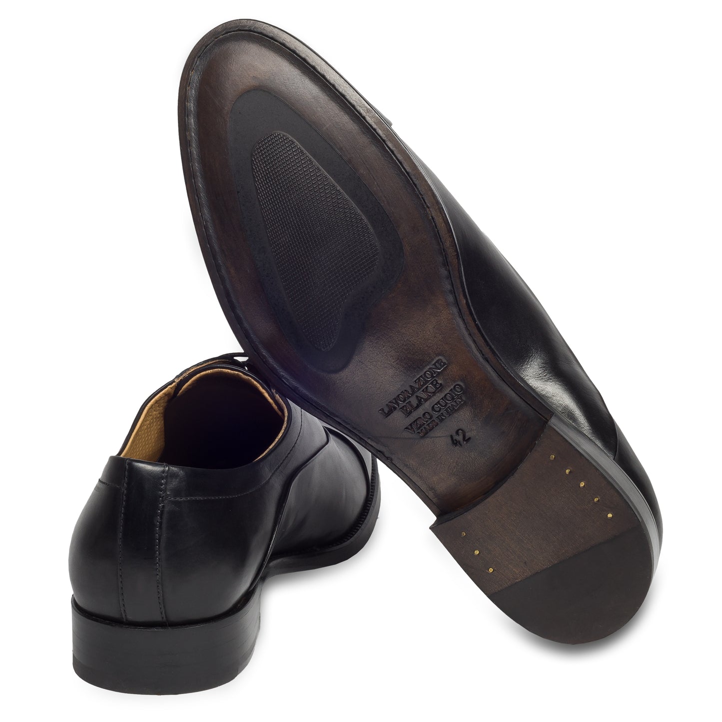 BRECOS Anzugschuhe Herren, Oxford Captoe Schnürer schwarz - Kalbsleder, durchgenäht. Ansicht der Ferse und Sohlenunterseite.