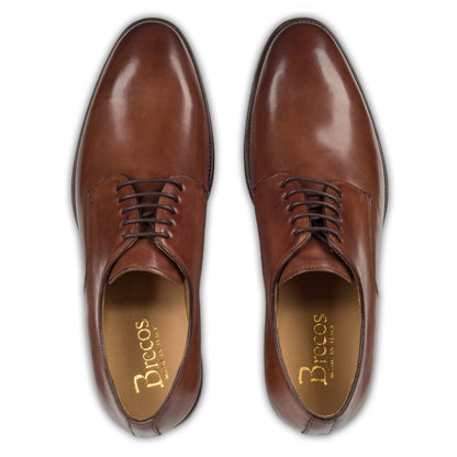 BRECOS – Italienische Herren Anzugschuhe, Plain Derby Schnürer in mittelbraun. Handgefertigt und durchgenäht. Paarweise Draufsicht von oben